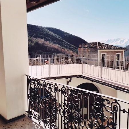 Piazzetta Del Forno Grazioso Bilocale Ad Ассерджи Экстерьер фото